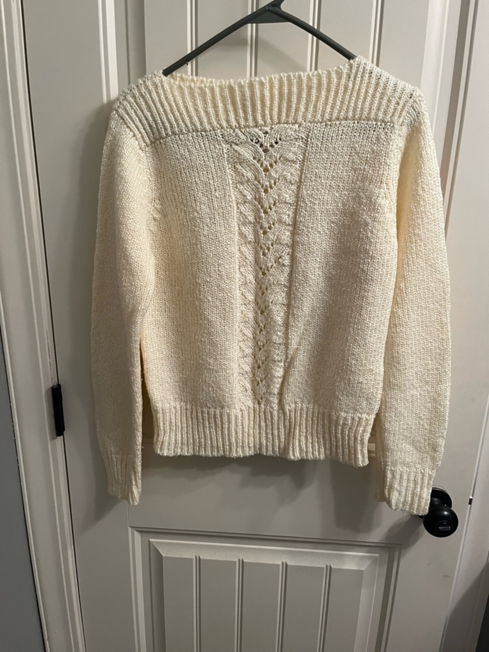 Vintage 80s Cream Cable-Detail Women's Sweater
